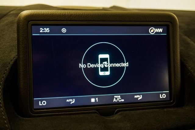 2019 Aston Martin Vantage Coupe - 22995629 - 16