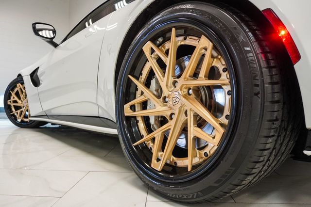 2019 Aston Martin Vantage Coupe - 22995629 - 27