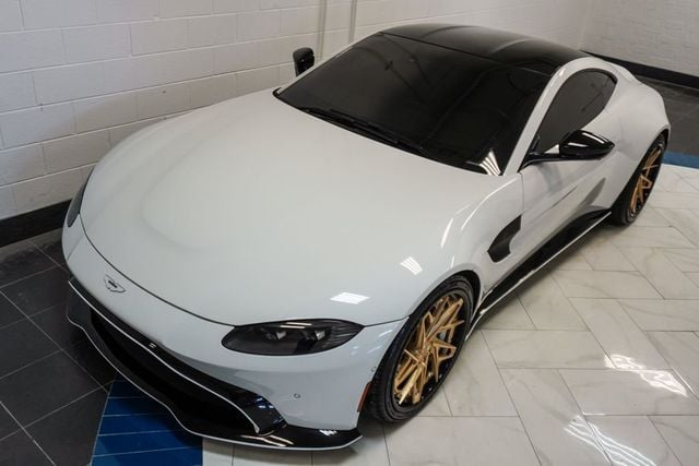 2019 Aston Martin Vantage Coupe - 22995629 - 33