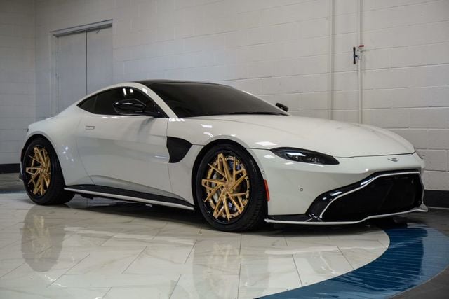 2019 Aston Martin Vantage Coupe - 22995629 - 4