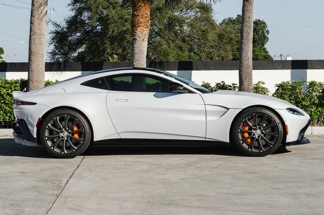 2019 Aston Martin Vantage Coupe - 22703230 - 9