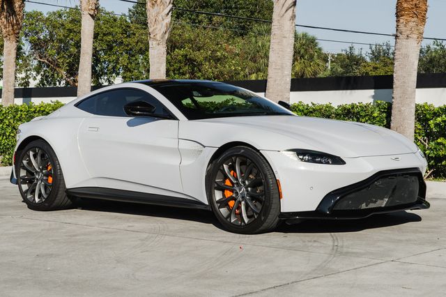 2019 Aston Martin Vantage Coupe - 22703230 - 10