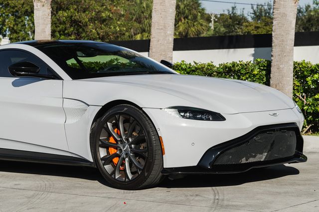 2019 Aston Martin Vantage Coupe - 22703230 - 11