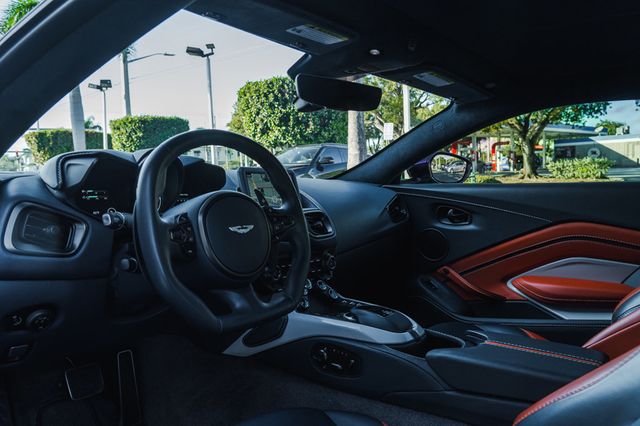 2019 Aston Martin Vantage Coupe - 22703230 - 14