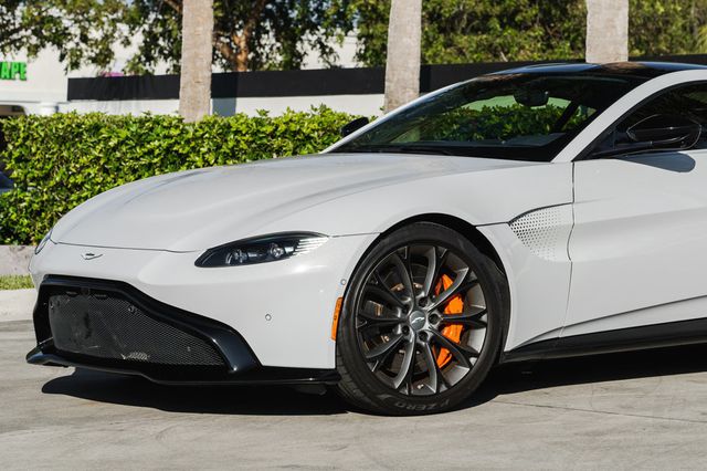 2019 Aston Martin Vantage Coupe - 22703230 - 1