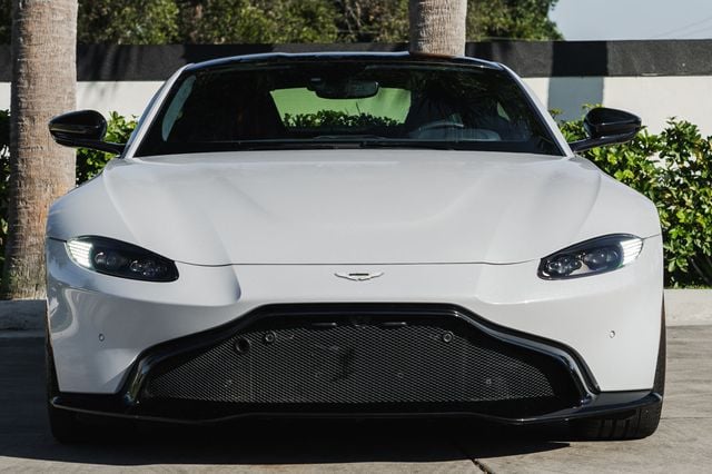 2019 Aston Martin Vantage Coupe - 22703230 - 2
