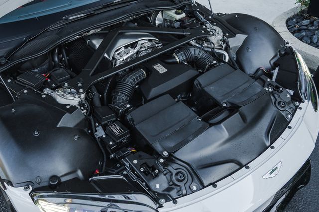 2019 Aston Martin Vantage Coupe - 22703230 - 29