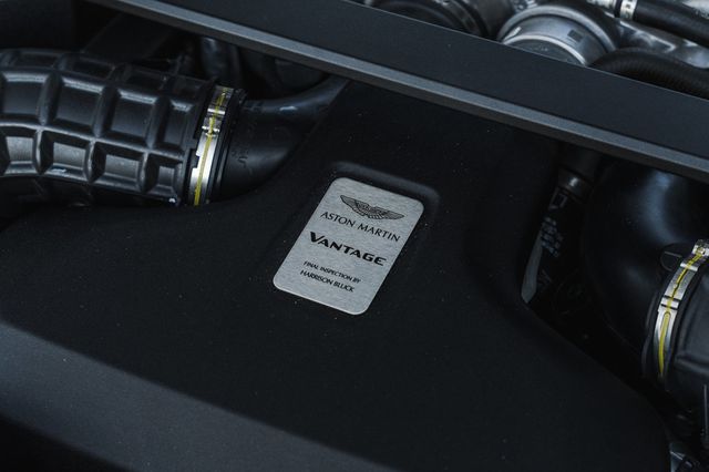 2019 Aston Martin Vantage Coupe - 22703230 - 31