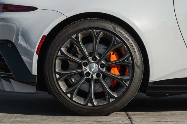 2019 Aston Martin Vantage Coupe - 22703230 - 34
