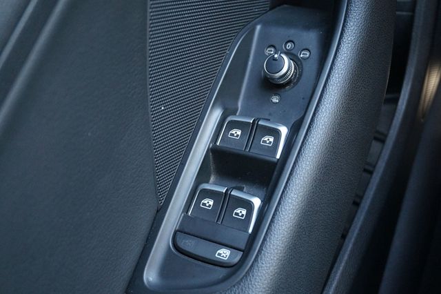 2019 Audi A3 Sedan PREMIUM 40 TFSI, PREMIUM WHEELS, MOON ROOF, LEATHER SEATS - 23030730 - 21