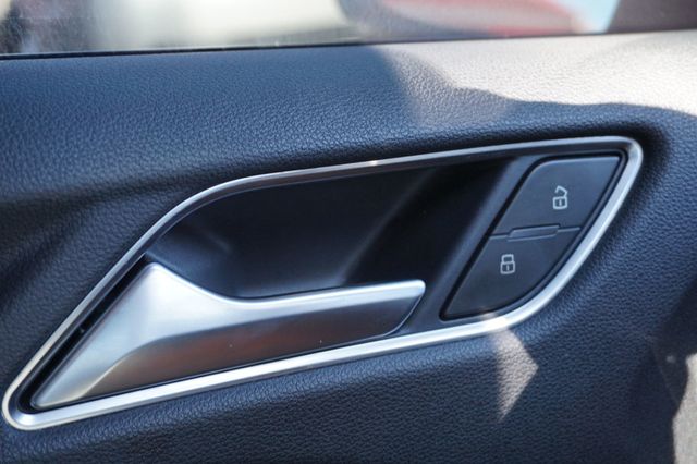 2019 Audi A3 Sedan PREMIUM 40 TFSI, PREMIUM WHEELS, MOON ROOF, LEATHER SEATS - 23030730 - 22