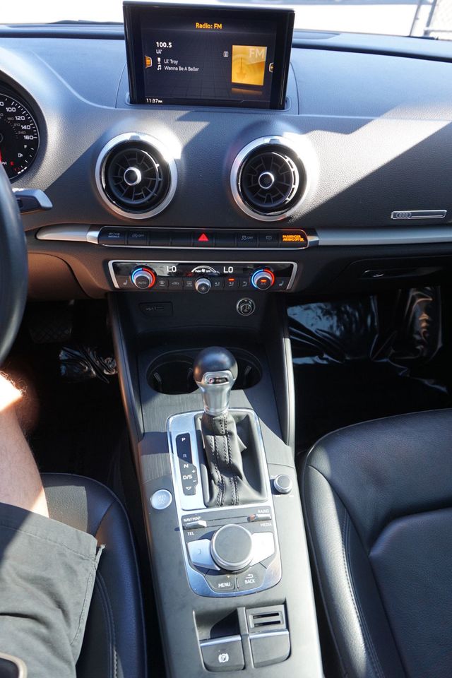 2019 Audi A3 Sedan PREMIUM 40 TFSI, PREMIUM WHEELS, MOON ROOF, LEATHER SEATS - 23030730 - 27