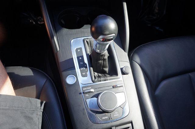 2019 Audi A3 Sedan PREMIUM 40 TFSI, PREMIUM WHEELS, MOON ROOF, LEATHER SEATS - 23030730 - 35