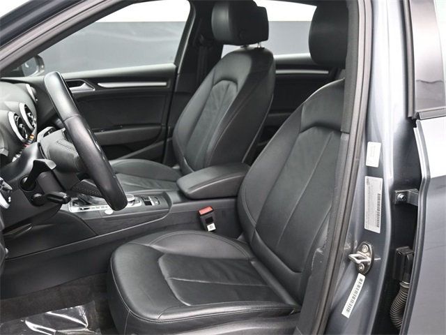 2019 Audi A3 Sedan Titanium Premium 40 TFSI - 22955500 - 10