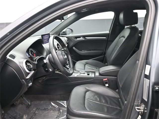 2019 Audi A3 Sedan Titanium Premium 40 TFSI - 22955500 - 11