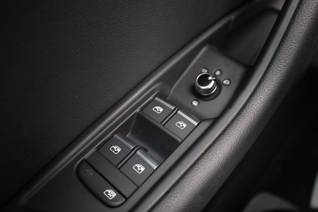 2019 Audi A4 Premium - 23066041 - 32