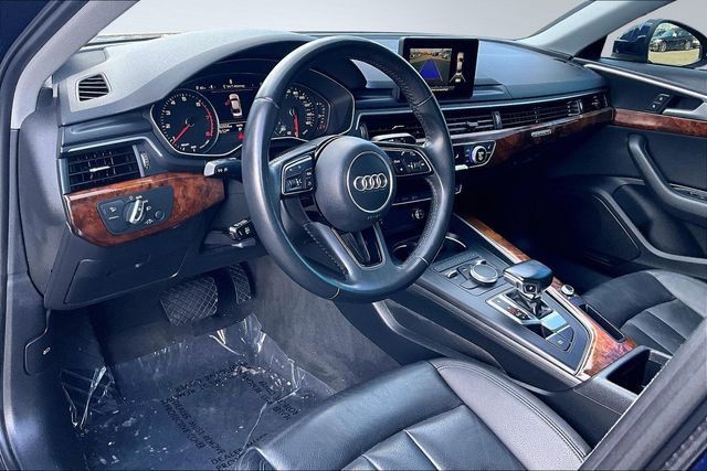 2019 Audi A4 Premium 45 TFSI quattro - 22947128 - 10