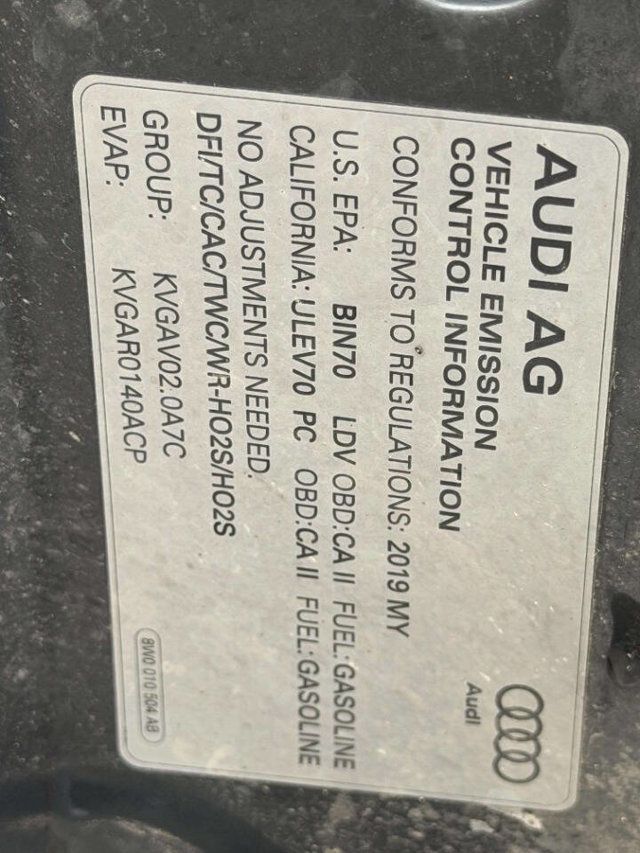 2019 Audi A4 quattro Premium Plus 45 TFSI AWD 4dr Sedan - 22985775 - 34