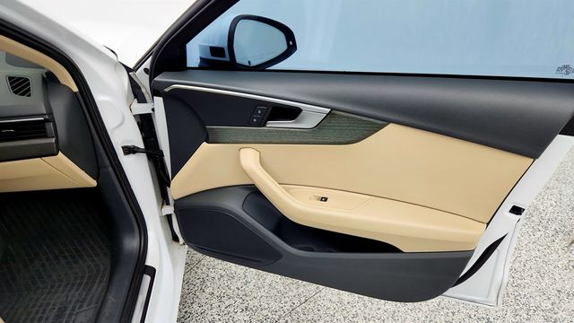 2019 Audi A4 Titanium Premium 40 TFSI - 23013655 - 25