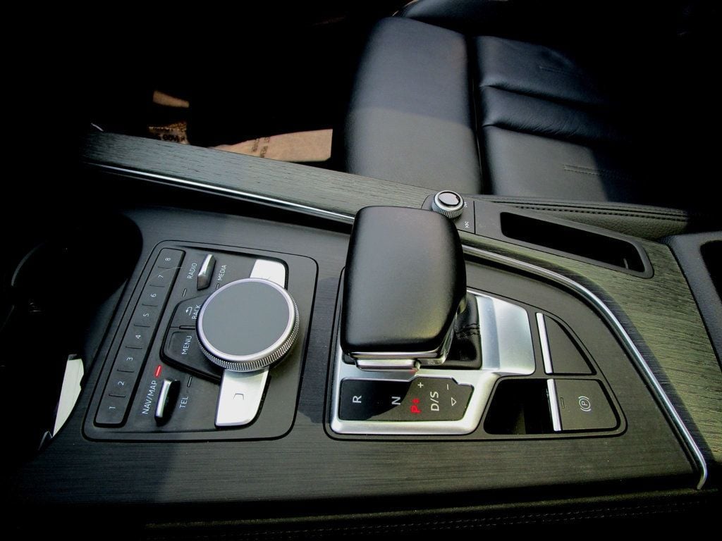 2019 Audi A5 Premium Plus 45 TFSI Quattro photo 24