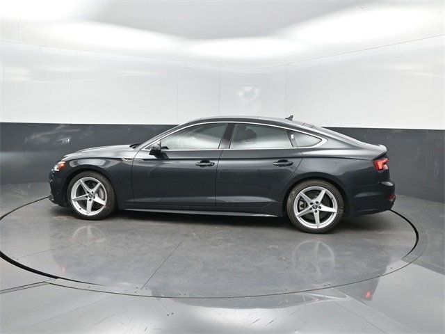 2019 Audi A5 Premium Plus 45 TFSI Quattro photo 2