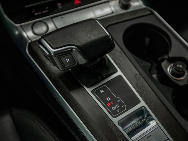 2019 Audi A6 Premium Plus 55 TFSI quattro - 22985428 - 21