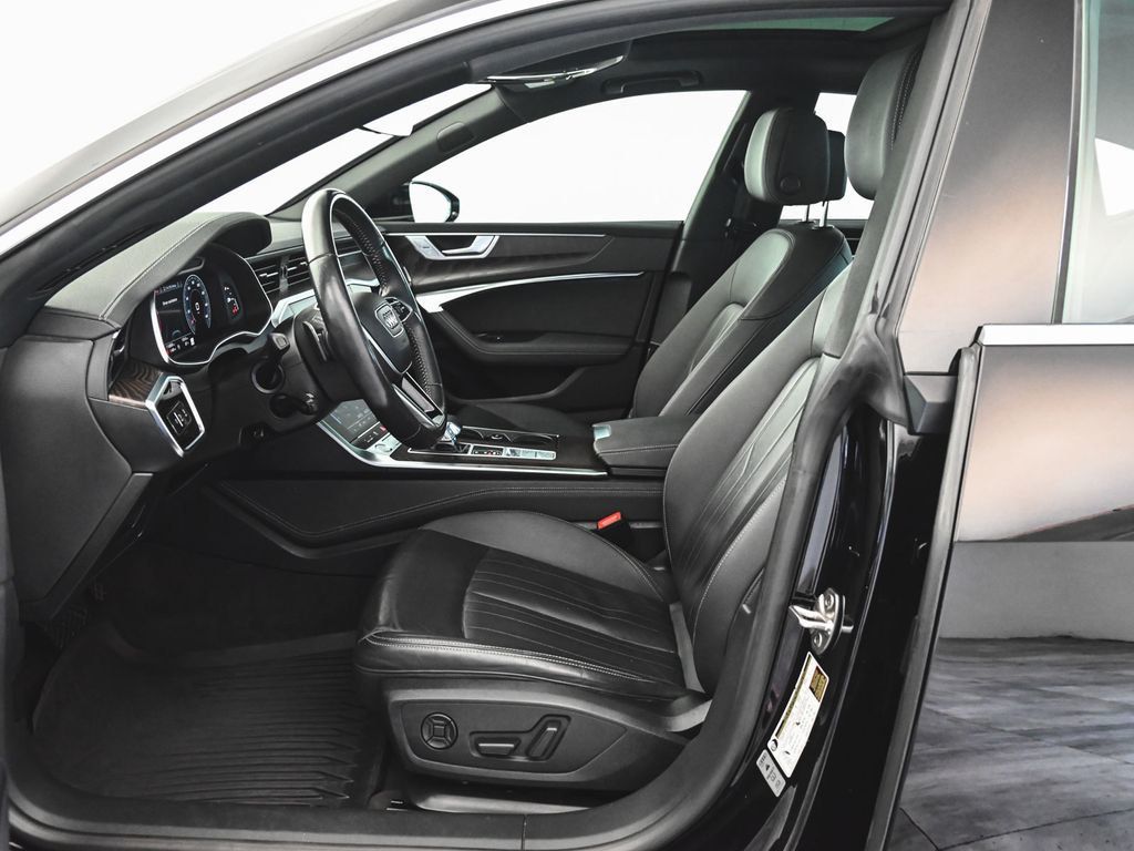 Audi A7 photo 30