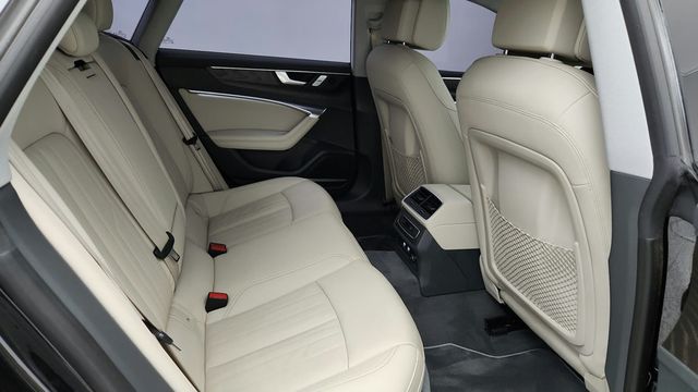 2019 Audi A7 Premium Plus 55 TFSI quattro - 23083020 - 24