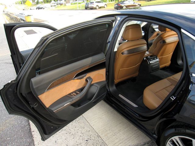 2019 Audi A8 L 60 TFSI quattro - 23037948 - 26
