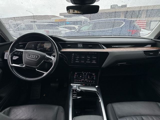 2019 Audi e-tron Premium Plus - 23001694 - 12