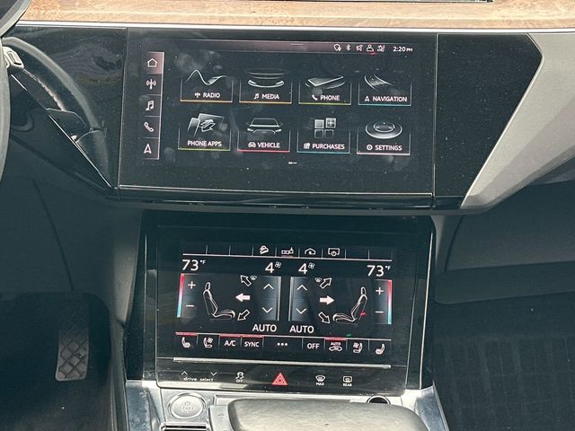 2019 Audi e-tron Premium Plus - 23001694 - 14