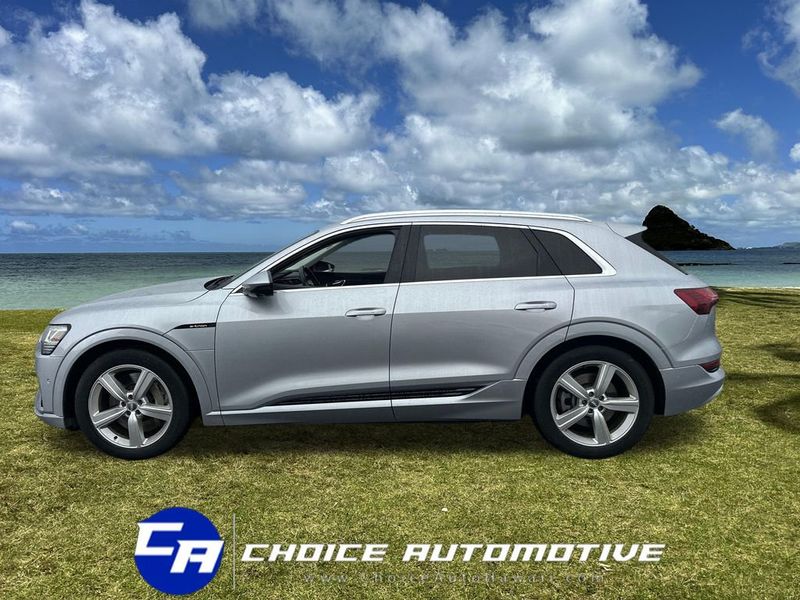 2019 Audi e-tron Premium Plus - 23001694 - 2