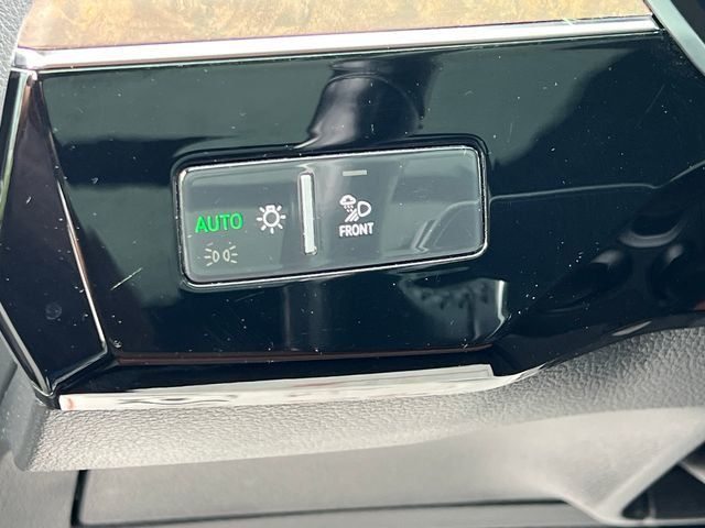 2019 Audi e-tron Premium Plus - 23024610 - 24