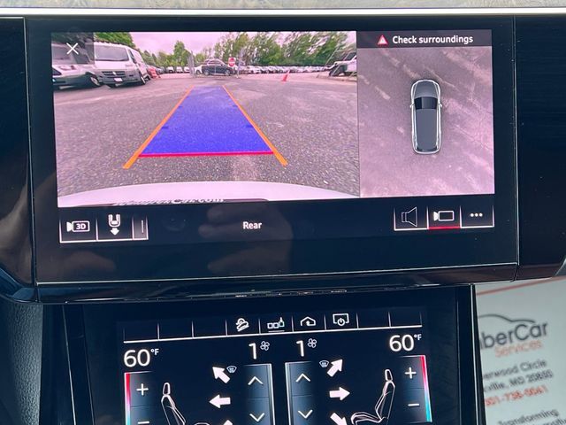 2019 Audi e-tron Premium Plus - 23024610 - 30