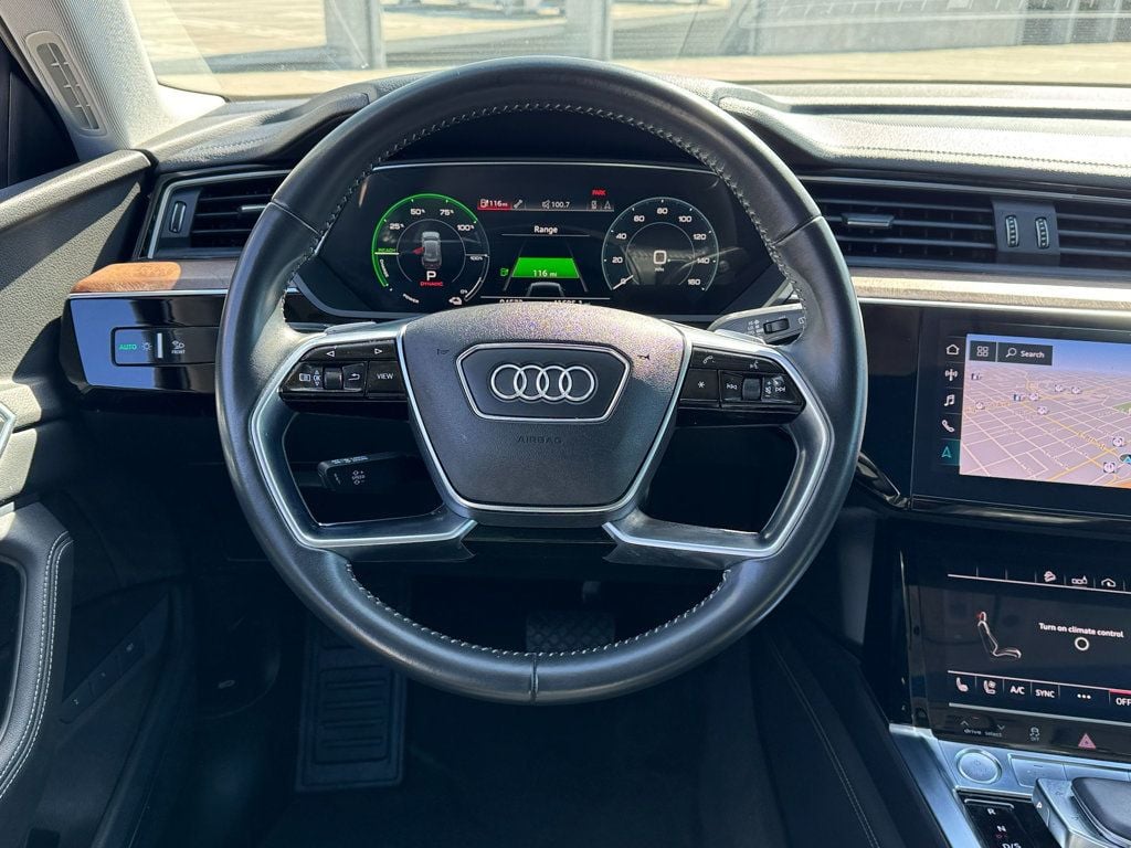 2019 Audi e-tron Premium Plus - 22648661 - 24