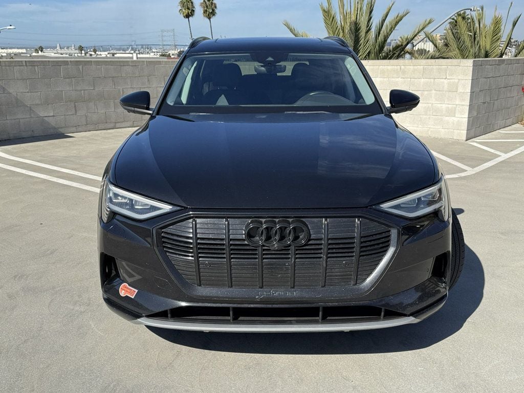 2019 Audi e-tron Premium Plus - 22648661 - 7