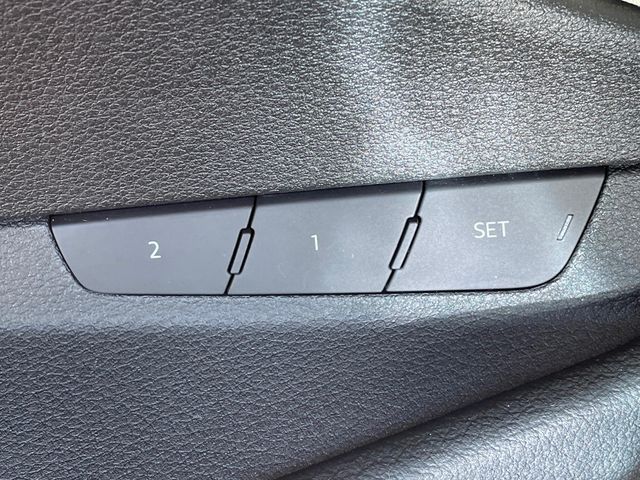 2019 Audi e-tron Premium Plus quattro - 22963354 - 16