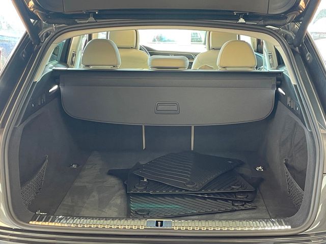 2019 Audi e-tron Premium Plus quattro - 22963354 - 23