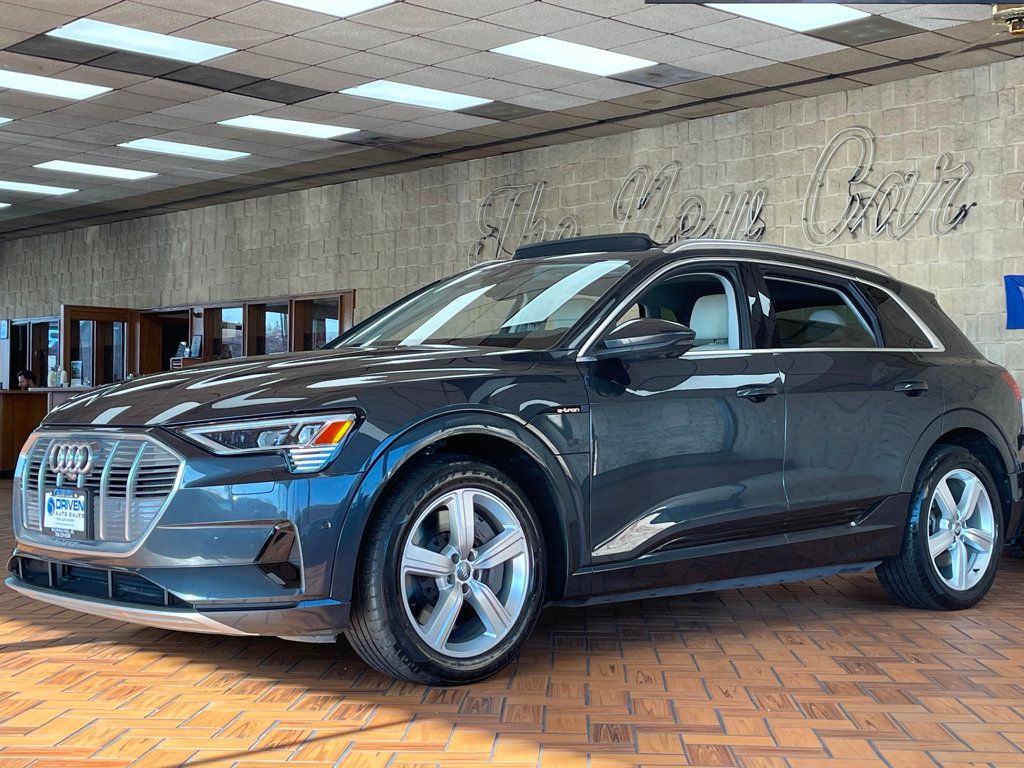 2019 Audi e-tron Premium Plus quattro - 22963354 - 3