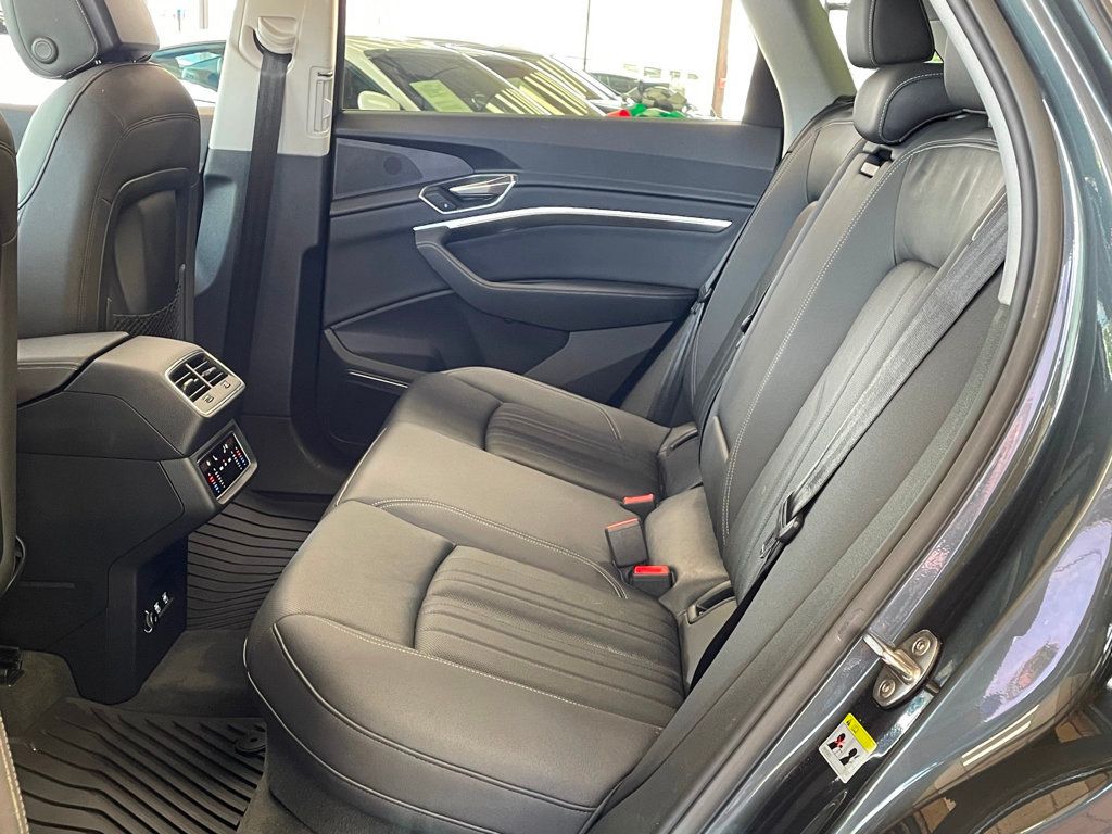 2019 Audi e-tron Premium Plus quattro - 23033935 - 16