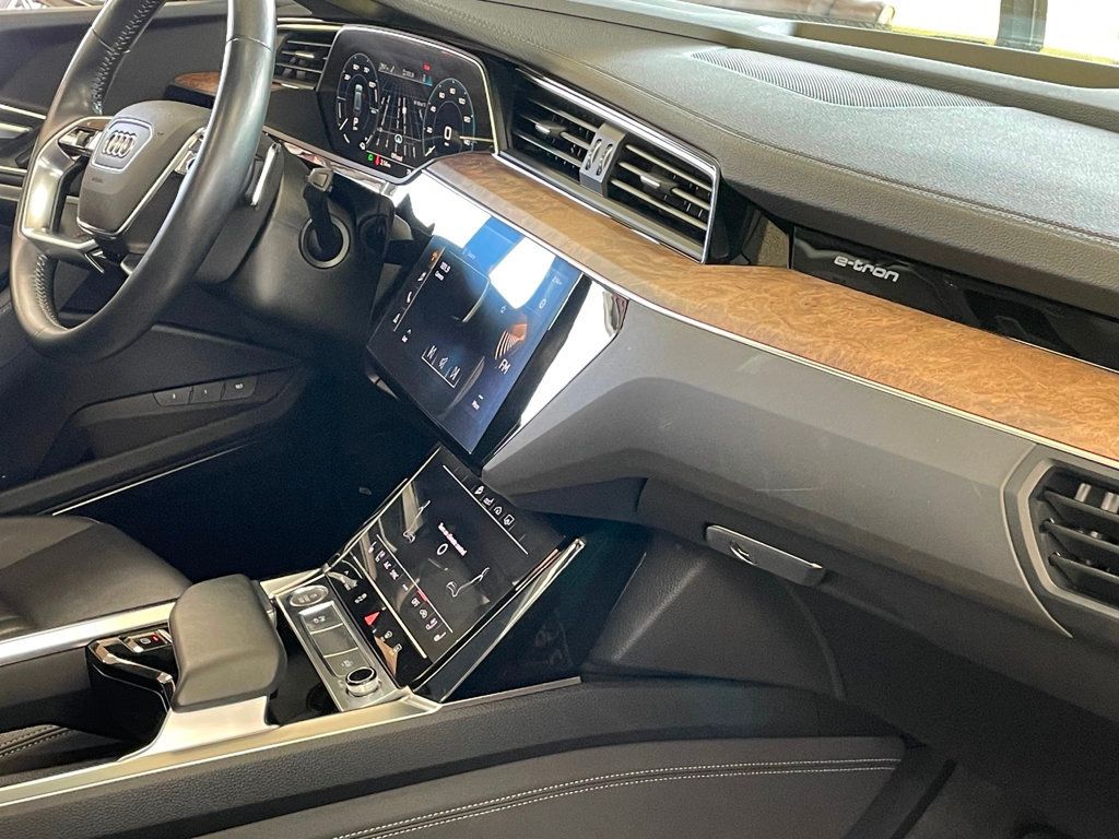 2019 Audi e-tron Premium Plus quattro - 23033935 - 25