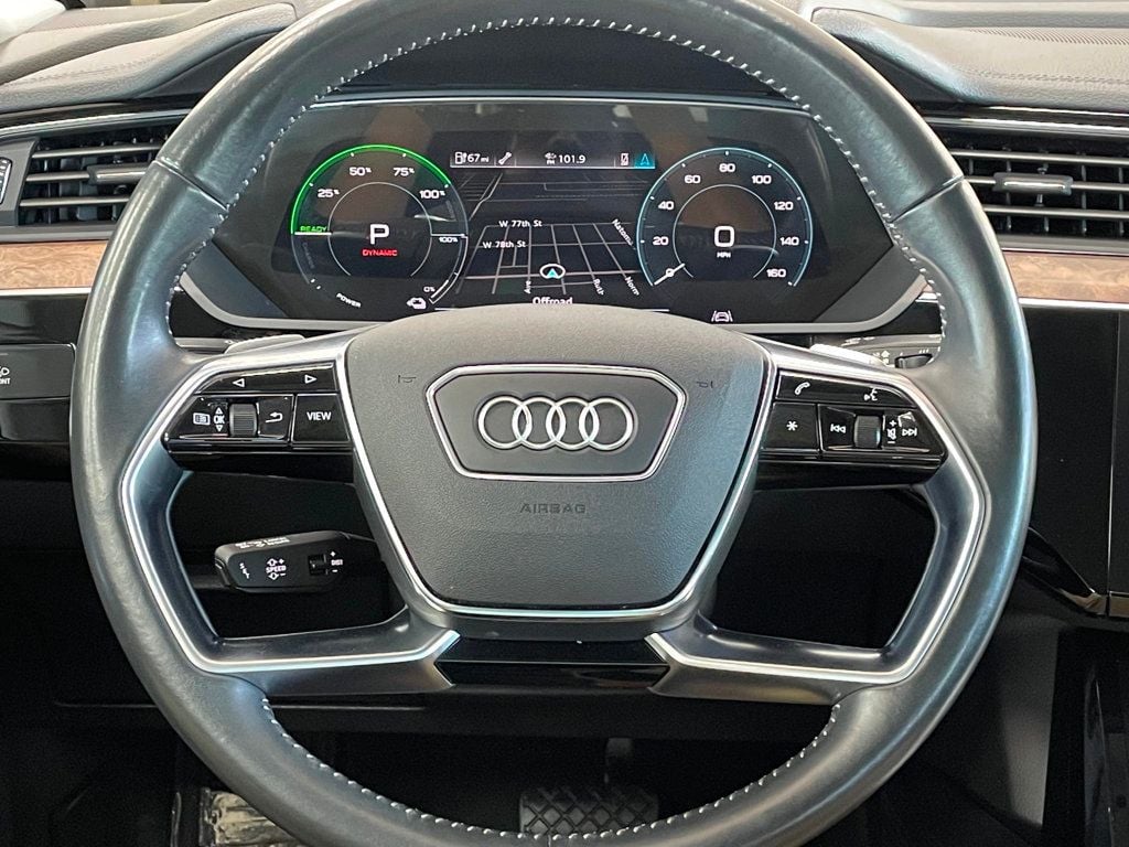 2019 Audi e-tron Premium Plus quattro - 23033935 - 27
