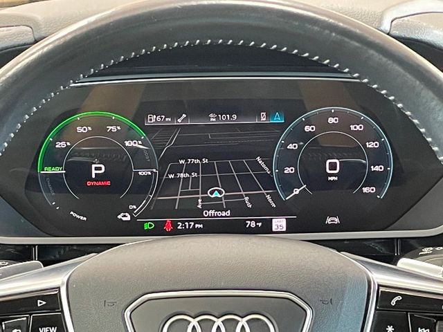 2019 Audi e-tron Premium Plus quattro - 23033935 - 28