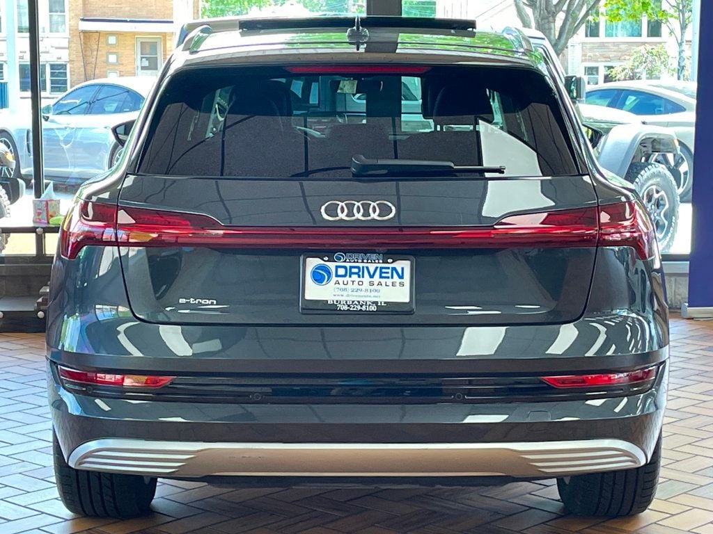 2019 Audi e-tron Premium Plus quattro - 23033935 - 6