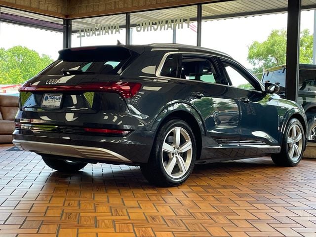 2019 Audi e-tron Premium Plus quattro - 23033935 - 7