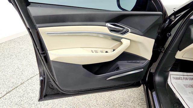 2019 Audi e-tron Premium Plus quattro - 23033742 - 10