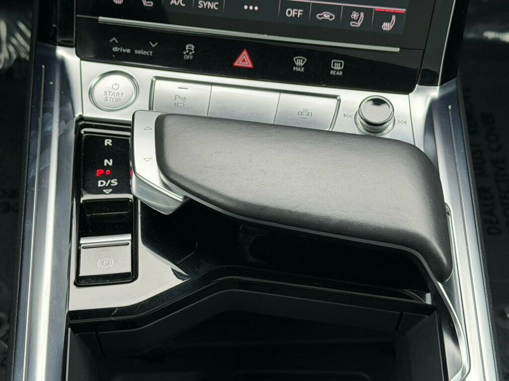 2019 Audi e-tron Premium Plus quattro - 23025033 - 29