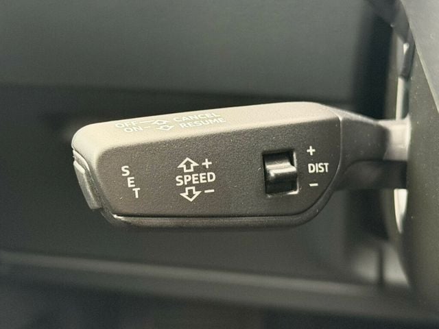 2019 Audi e-tron Premium Plus quattro - 23025033 - 34