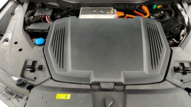 2019 Audi e-tron Premium Plus quattro w/ Driver Assistance Plus Pkg - 23033742 - 25