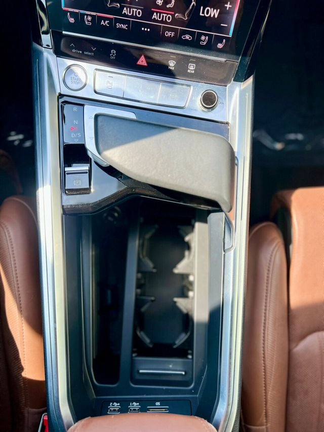 2019 Audi E-TRON PRESTIGE - 22910358 - 24